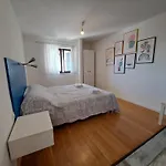 Petra Apartment *